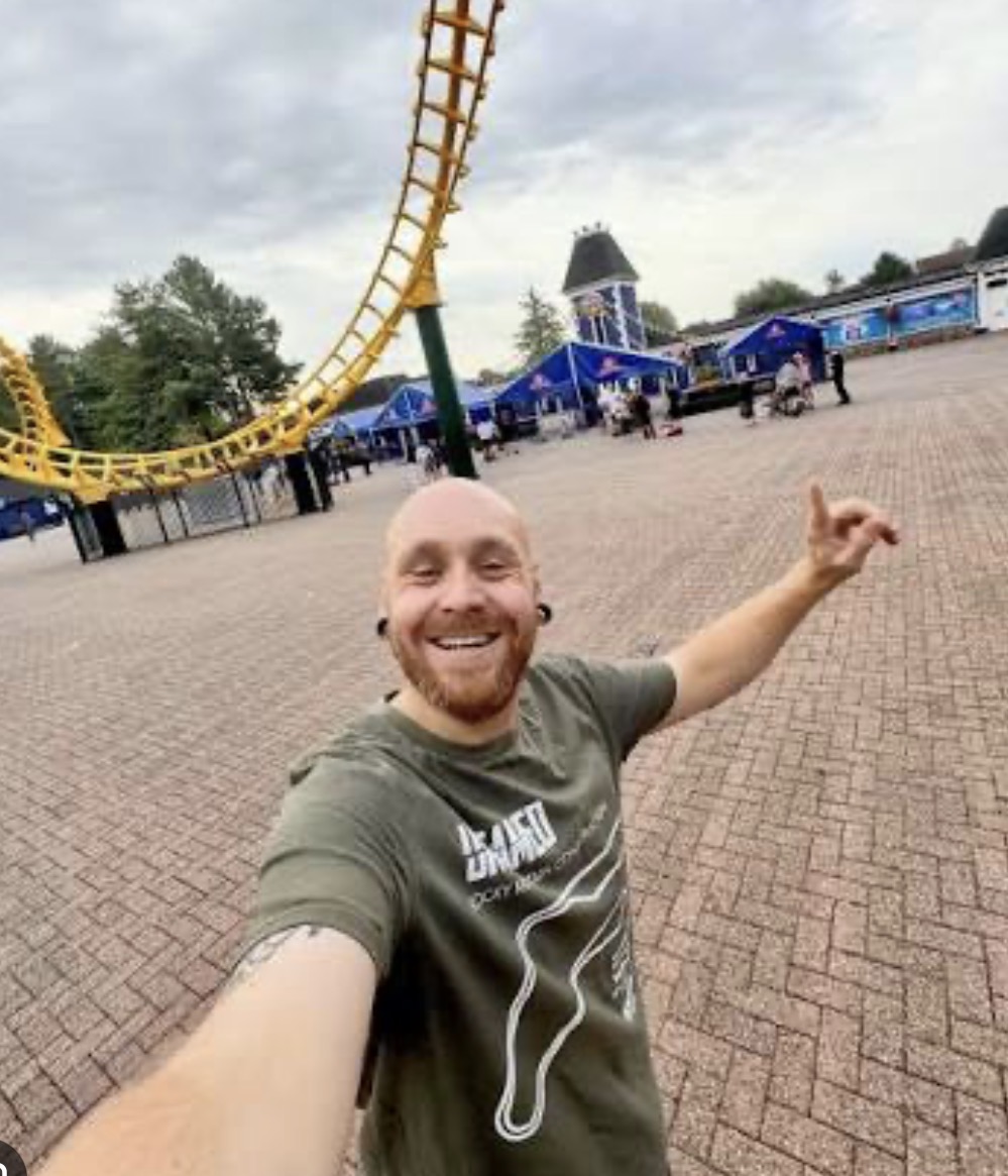 Coastertog at Alton Towers beneath the Runaway Mine Train track
